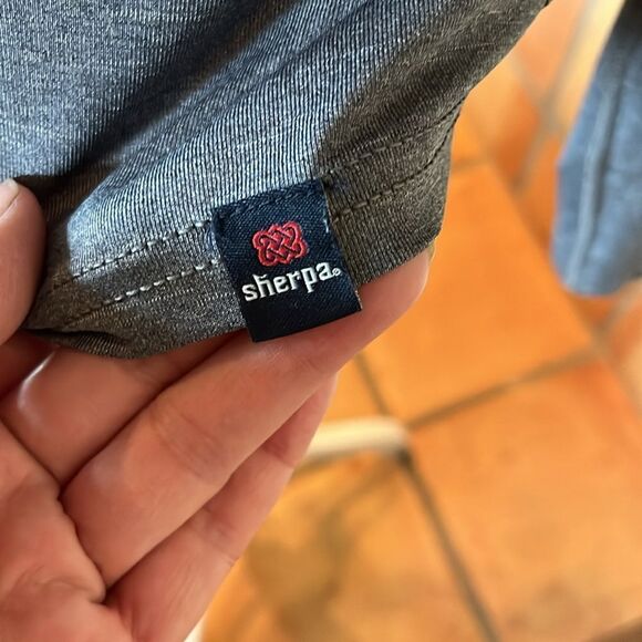 Sherpa Heather Gray 1/4 Zip Pullover, size L - Picture 5 of 13